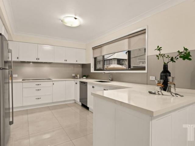 House for sale in Carindale, Greater Brisbane