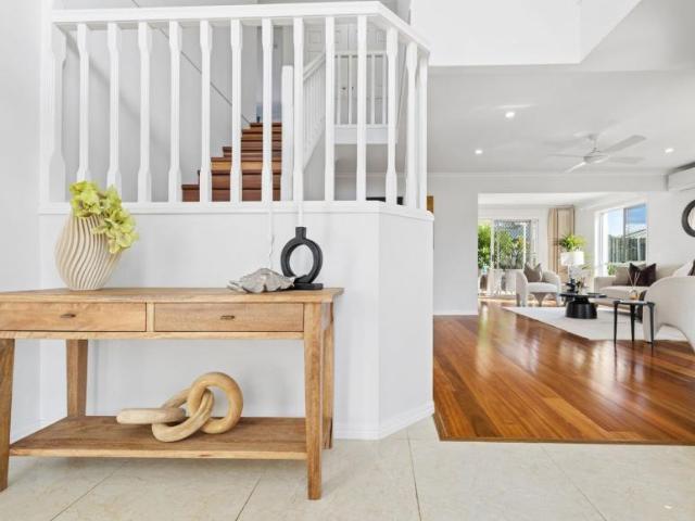 House for sale in Carindale, Greater Brisbane