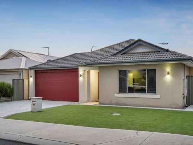 House for sale in Caversham, City of Swan