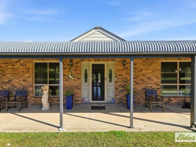 House for sale in Hawthorneville, Grafton