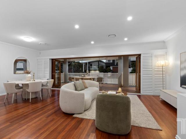 House for sale in Coorparoo, Greater Brisbane