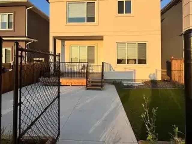 House for rent in Wedgewood, Alberta