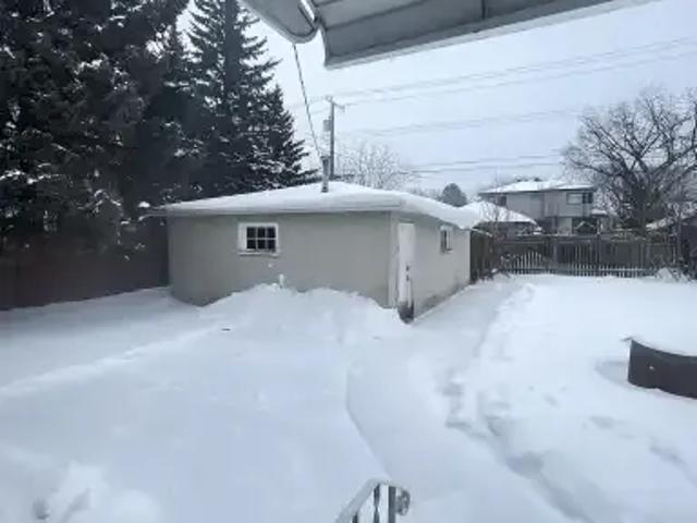 House for rent in Wedgewood, Alberta