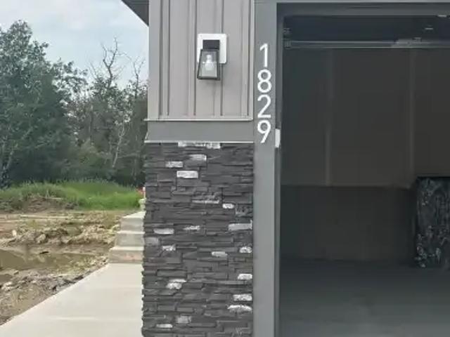 House for rent in Wedgewood, Alberta