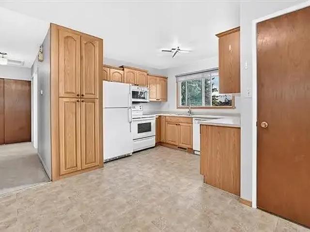 House for rent in Glenwood, Edmonton
