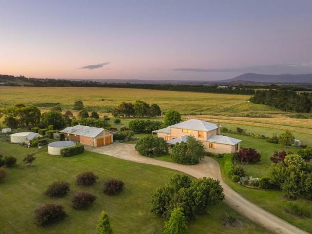 House for sale in Gisborne, Victoria