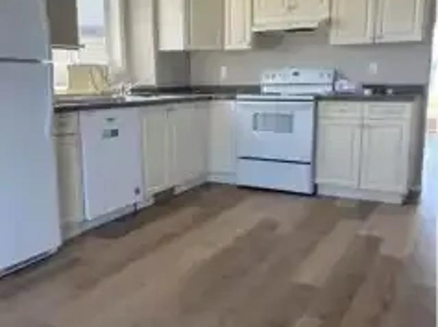 House for rent in Summit, Grande Prairie