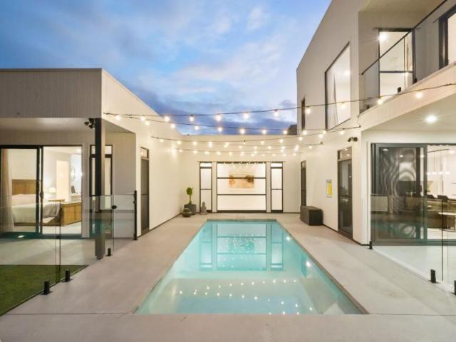 House for sale in Serenity Waters, Gold Coast City