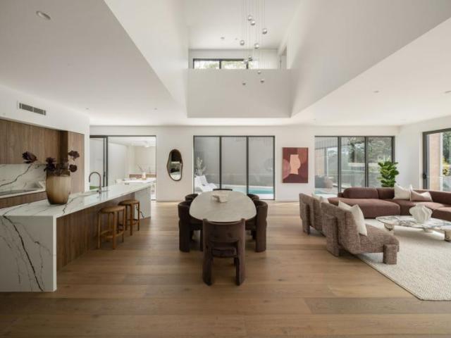 House for sale in Holland Park West, Greater Brisbane