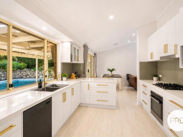 House for sale in Kanahooka, Wollongong City Council