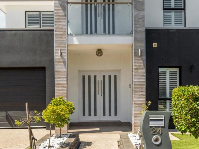 House for sale in Somerfield Estate, Melbourne