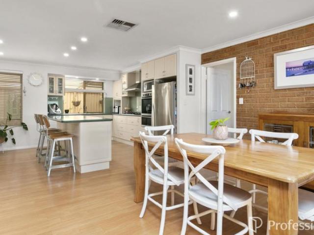 House for sale in Lake Coogee, City of Cockburn