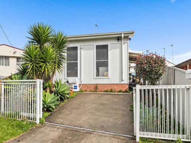 House for sale in Lake Illawarra, Shellharbour City Council