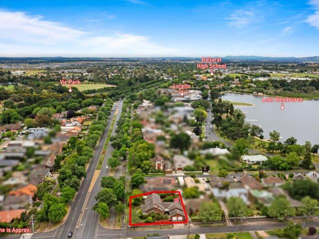 House for sale in Lake Wendouree, Ballarat