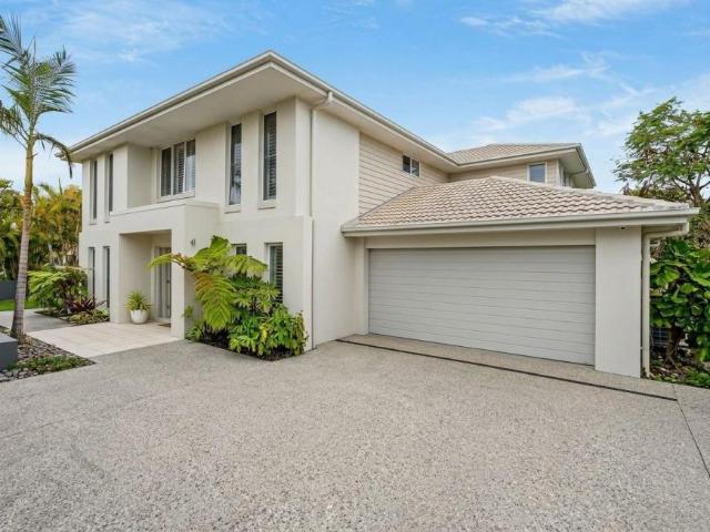 House for sale in Lota, Greater Brisbane