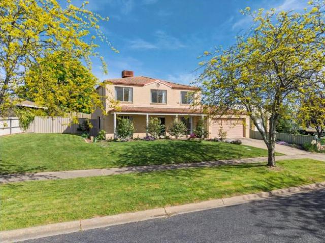 House for sale in Somerset Rise, Mansfield