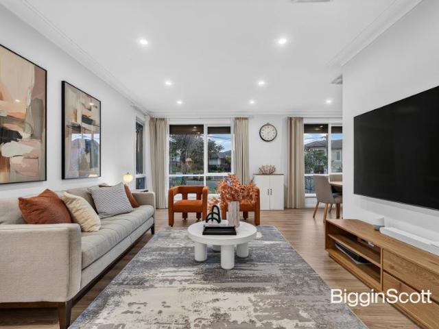 House for sale in Mount Waverley, Melbourne