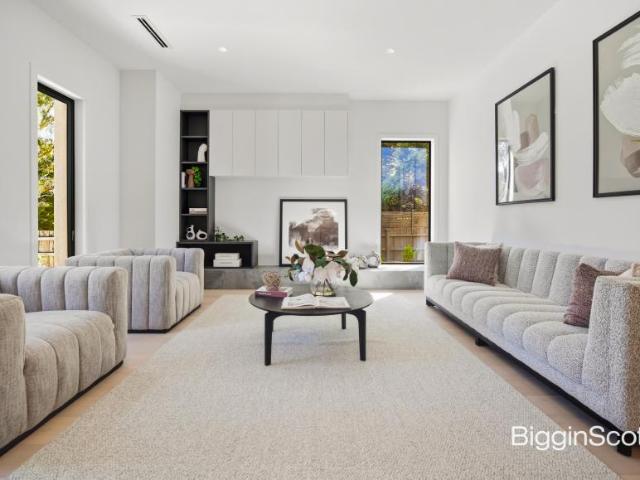 House for sale in Mount Waverley, Melbourne
