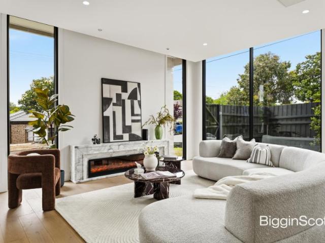 House for sale in Mount Waverley, Melbourne