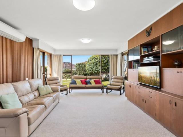 House for sale in Mount Waverley, Melbourne