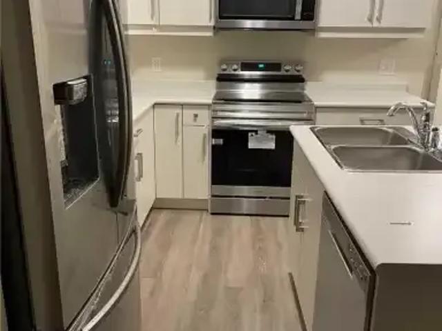 House for rent in Niagara Falls, Golden Horseshoe