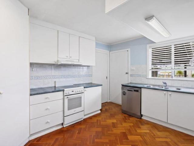 House for sale in Niagara Park, Gosford
