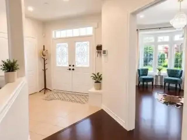 House for rent in Oakville, Ontario