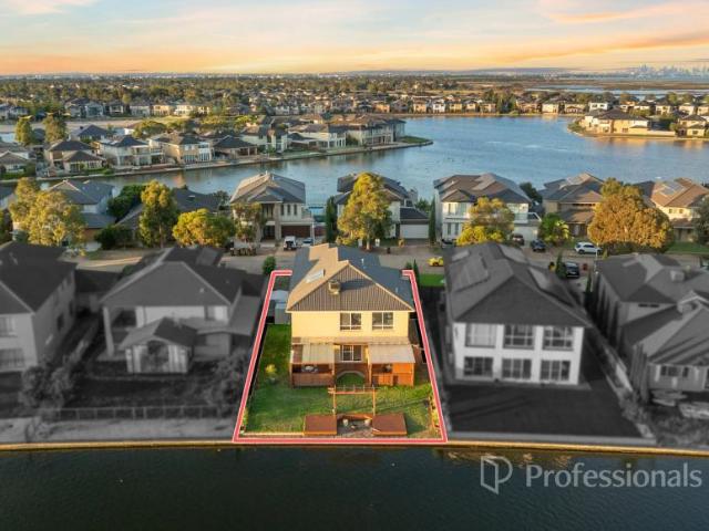 House for sale in Sanctuary Lakes, Melbourne