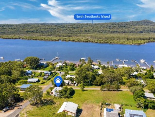 House for sale in Russell Island, Greater Brisbane