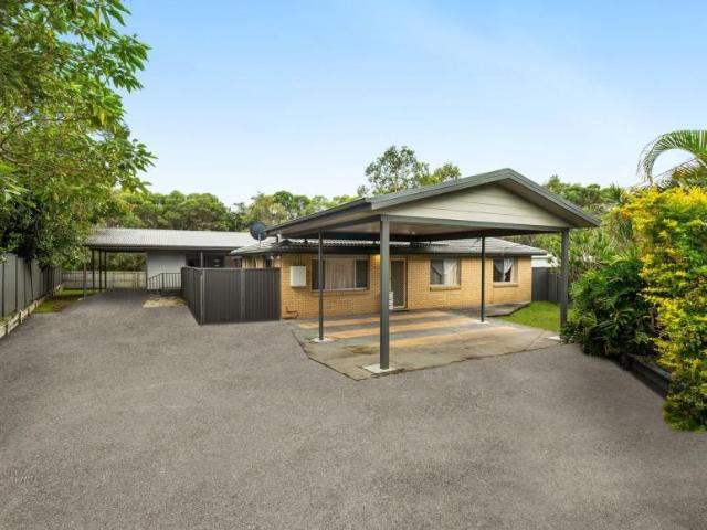 House for sale in Slacks Creek, Greater Brisbane