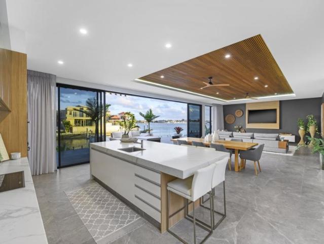 House for sale in The Sovereign Islands, Gold Coast City