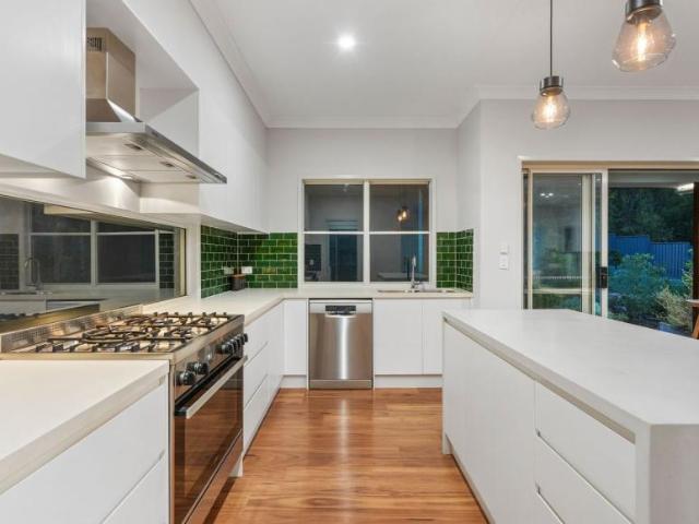 House for sale in Spring Mountain, Greater Brisbane
