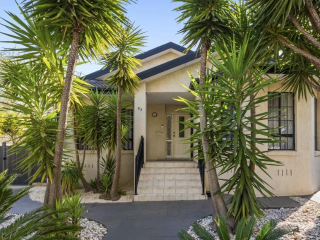 House for rent in Taylors Lakes, Melbourne