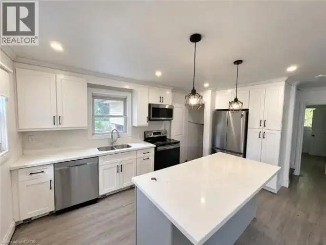 House for rent in Waterloo, Southwestern Ontario