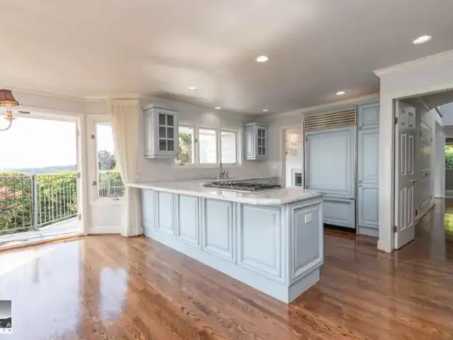 House for rent in West Vancouver, British Columbia
