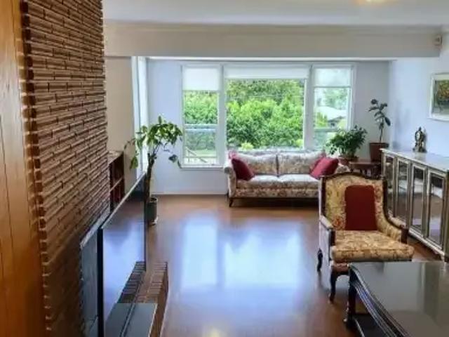 House for rent in Hollyburn, West Vancouver