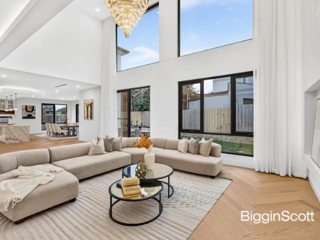 House for sale in Wheelers Hill, Melbourne