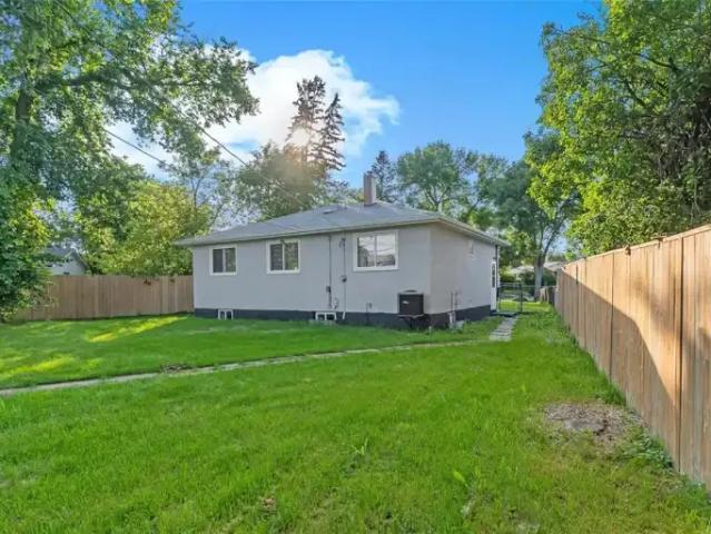 House for rent in East St. Paul, Manitoba
