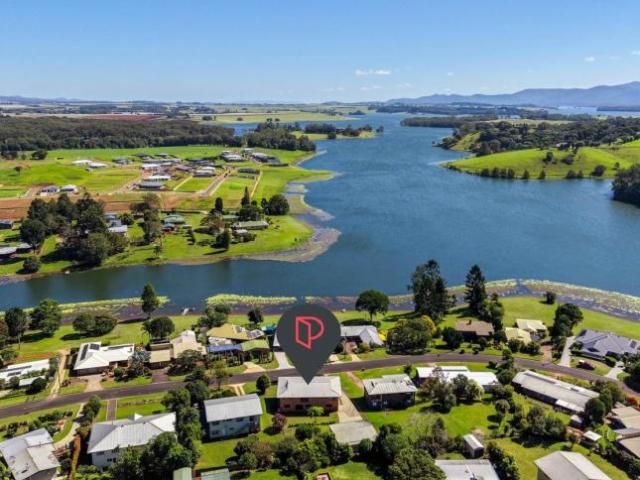 House for sale in Lakeside Estate, Yungaburra