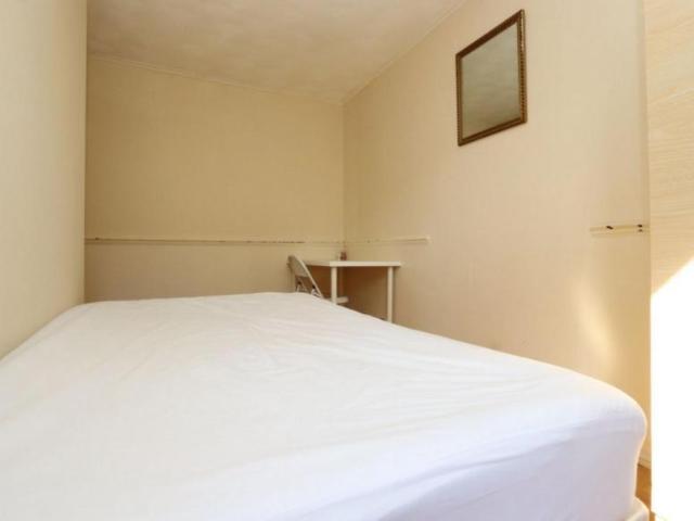 Room for rent in North Woolwich, Greater London