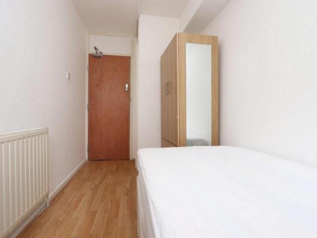 Room for rent in Old Ford, Bow