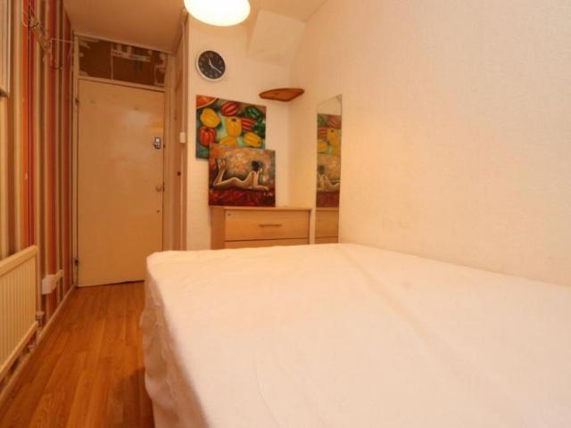 Room for rent in Old Ford, Bow