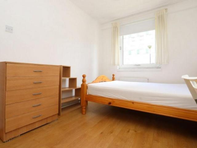 Room for rent in Globe Town, Greater London