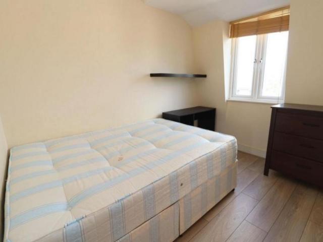 Room for rent in Greater London