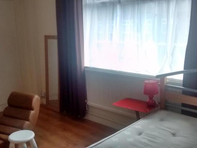 Room for rent in Canary Wharf, Greater London