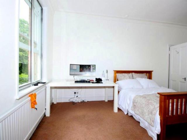 Room for rent in West Hampstead, Greater London