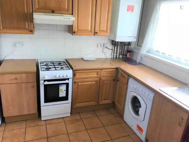 Room for rent in Saint Matthias Estate, Poplar Grove