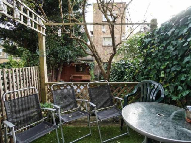 Room for rent in South Hackney, Greater London
