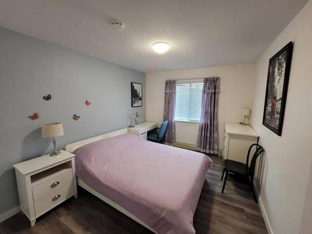 Room for rent in Richmond, British Columbia