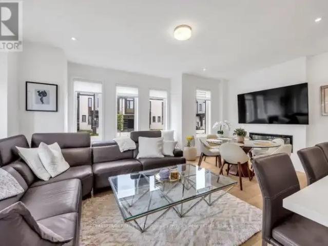 Townhouse for rent in Oakville, Ontario